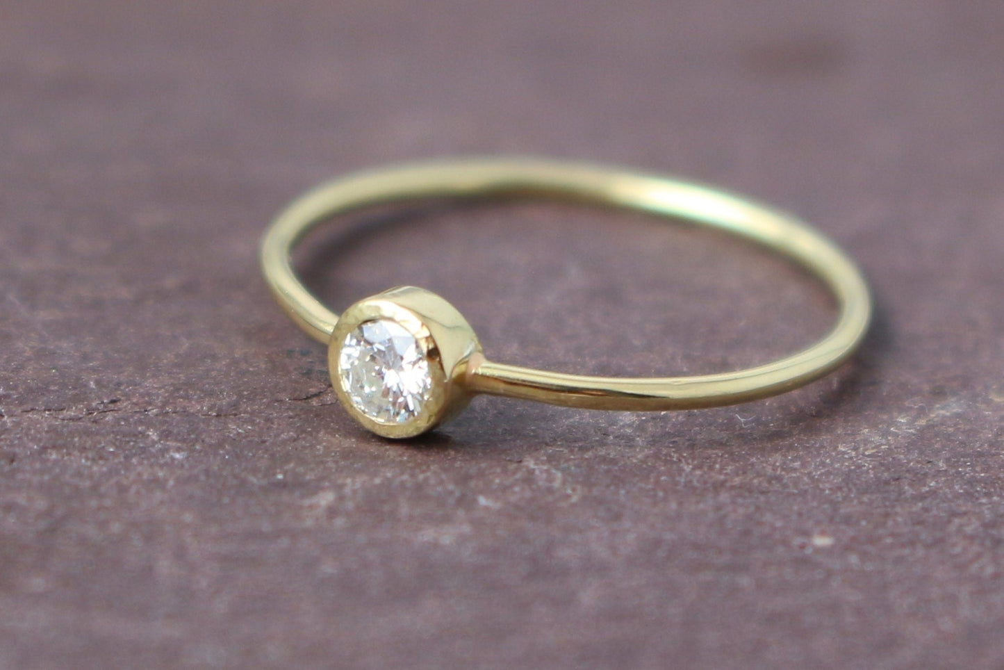 Gelbgold Verlobingsring (750) mit Brillant - Goldschmiede Miret